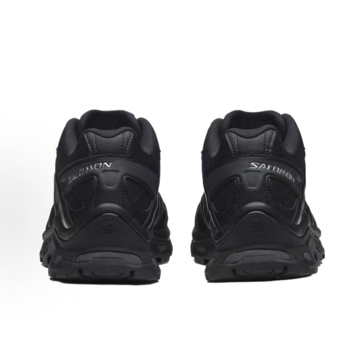 Salomon XT-Quest Breathable & Supportive Low-Top Running Shoes – Unisex, Black