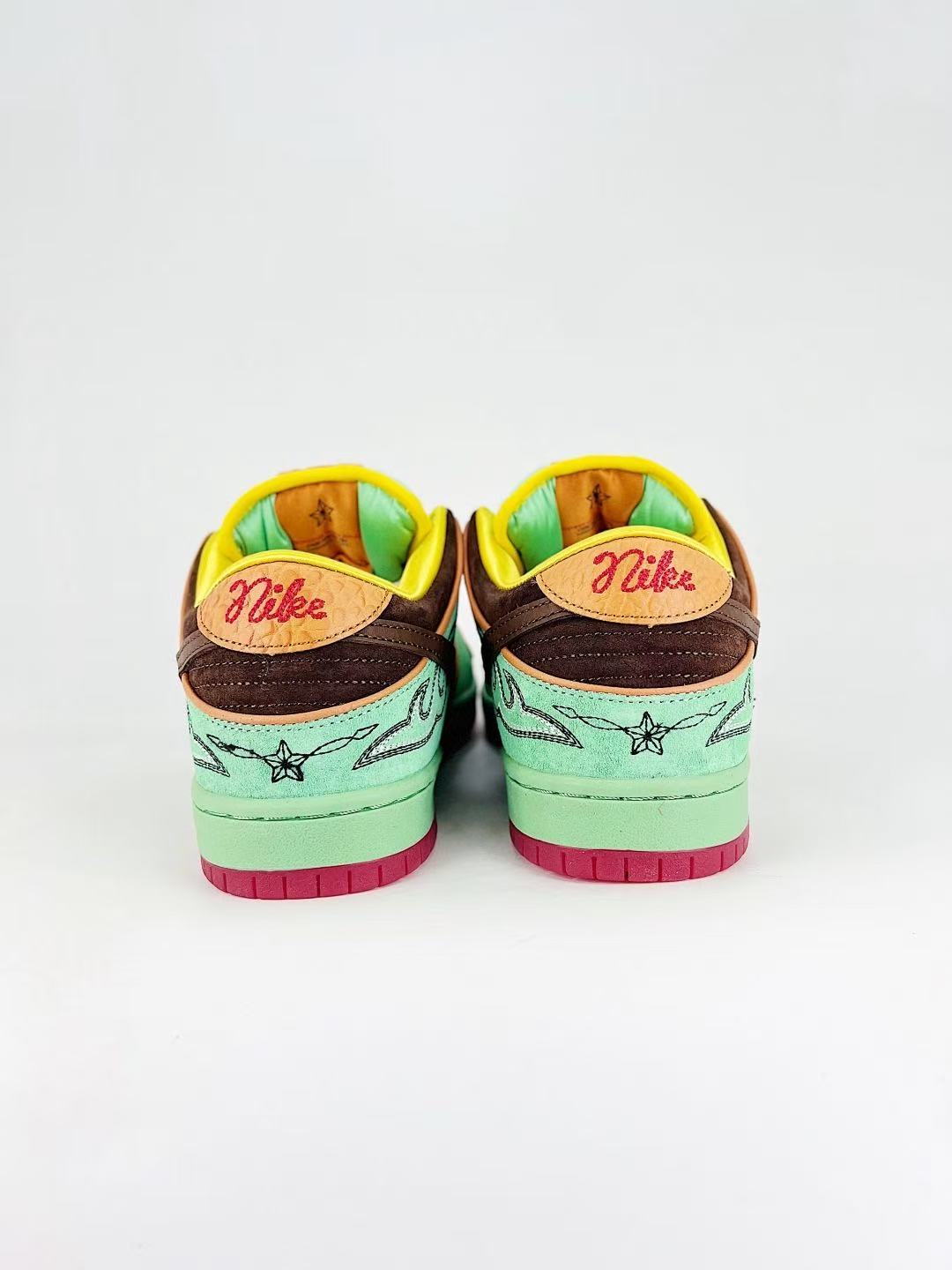 SB Dunk X Rodeo